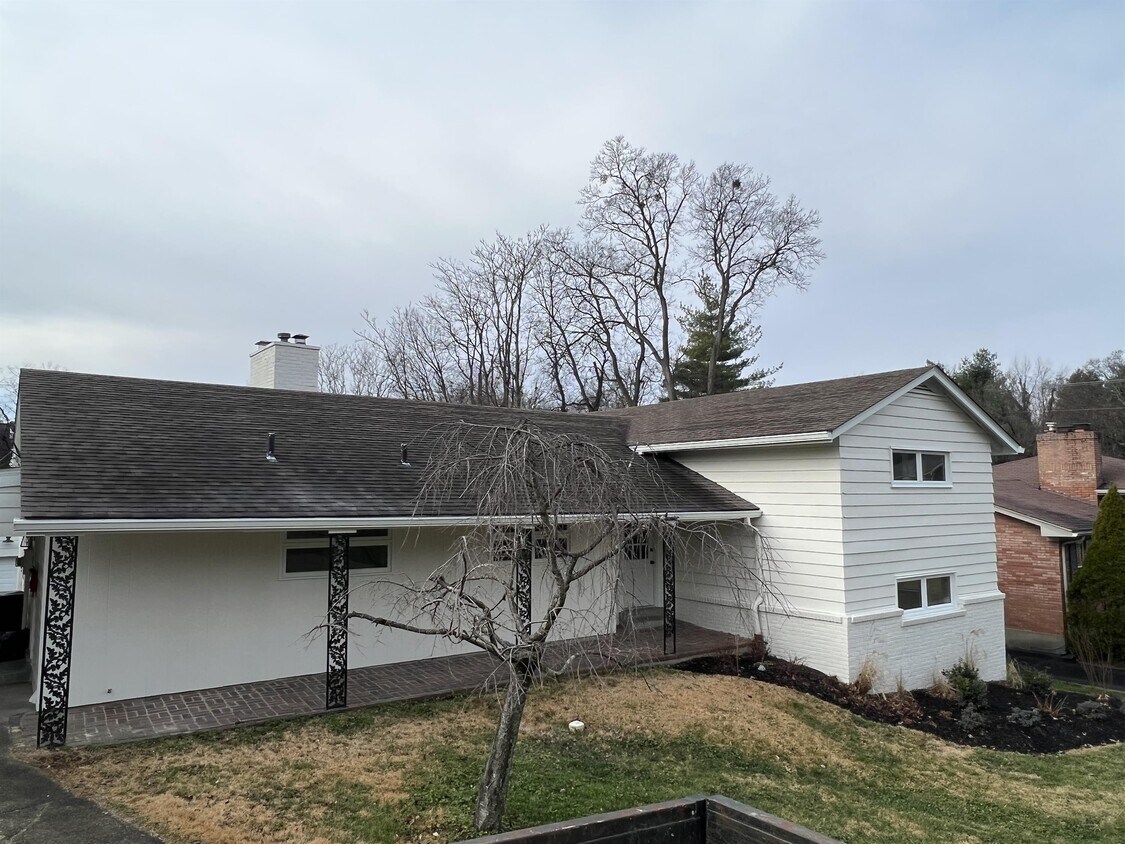 Primary Photo - 2908 Tremont Dr