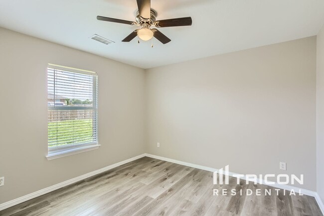 Building Photo - 300 Northstar Dr