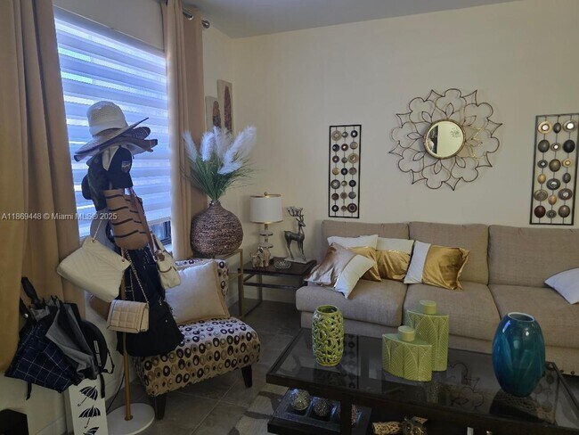 Foto del edificio - 11504 SW 250th St