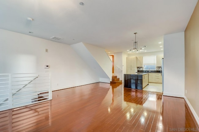 Building Photo - 7858 Inception Way