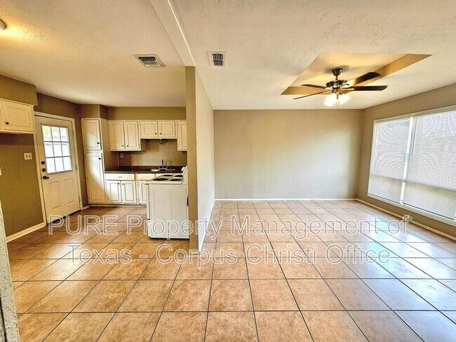 Building Photo - 4833 Mokry Dr