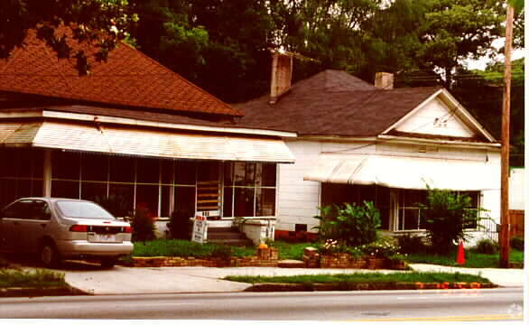 Primary Photo - 381-385 389 10th St NW