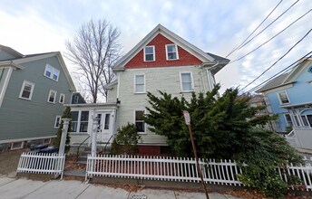 Building Photo - 45 Davenport St