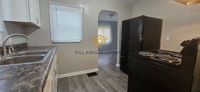 Foto del edificio - 3527 N Chester Ave