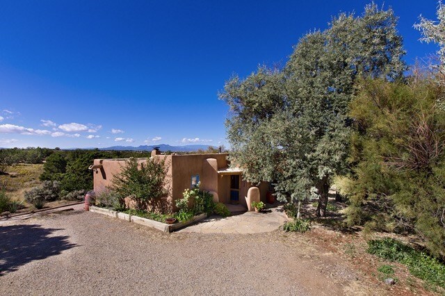Building Photo - 19 Espira Ct