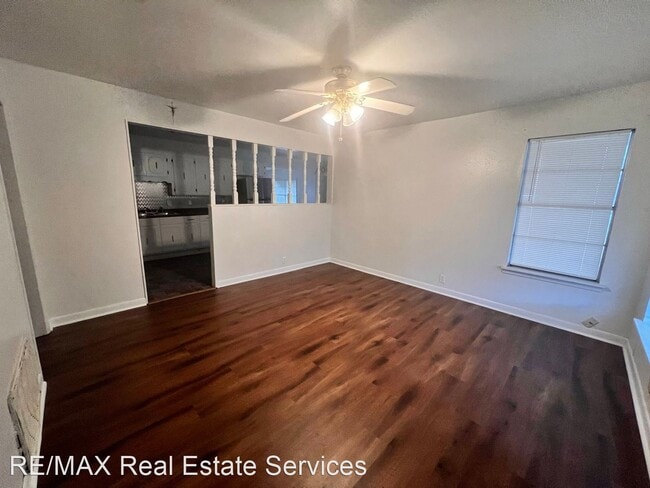 Building Photo - 3 br, 2 bath House - 4010 Grove