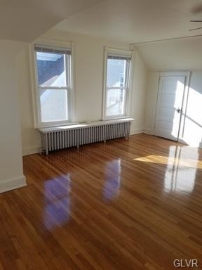 Foto del edificio - 262 E Union Blvd