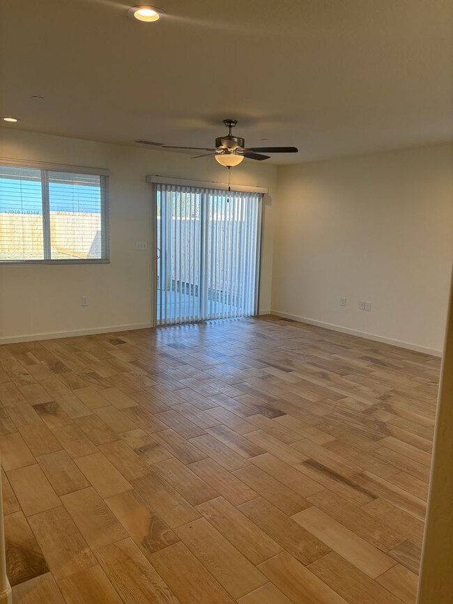 Foto del edificio - Newly Built Home in NE Visalia Available Now!