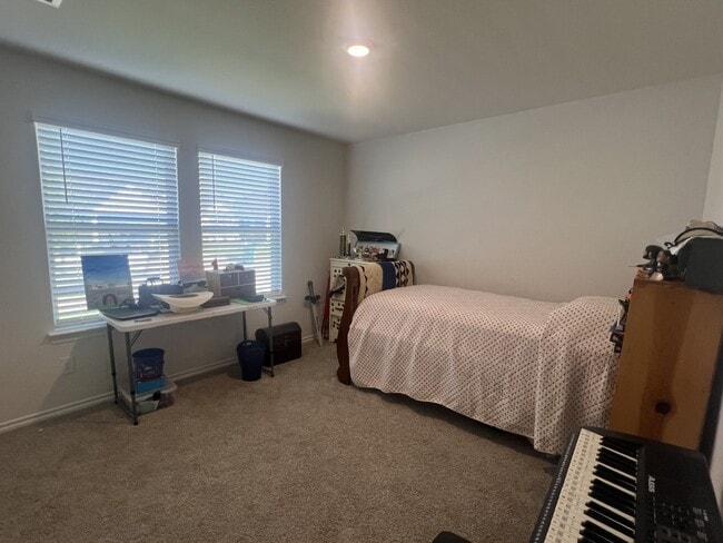 Foto del edificio - 153 Lacy Ln