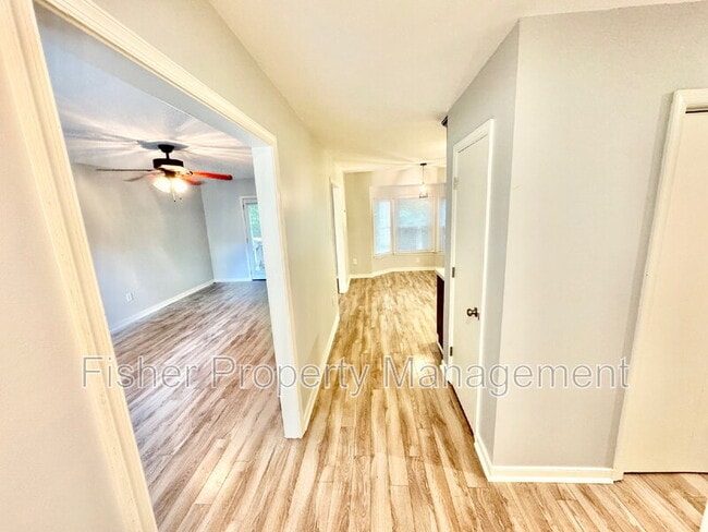 Building Photo - 5100 Brightridge Ln