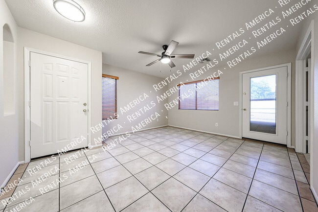 Building Photo - 42610 W Michaels Dr