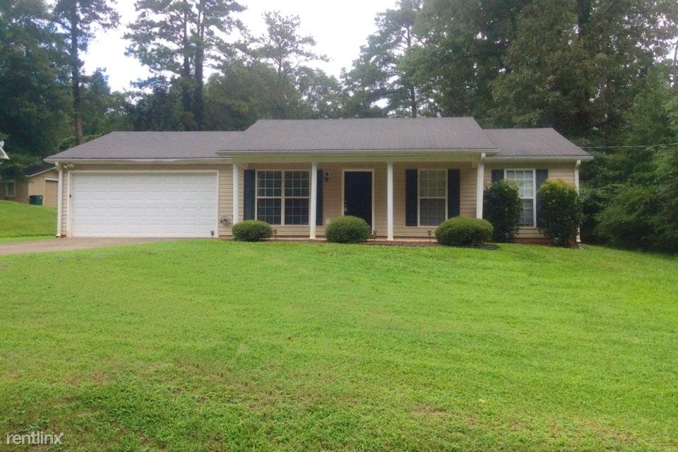 102 S Circle Dr, Ellenwood, GA 30294 House Rental in Ellenwood, GA