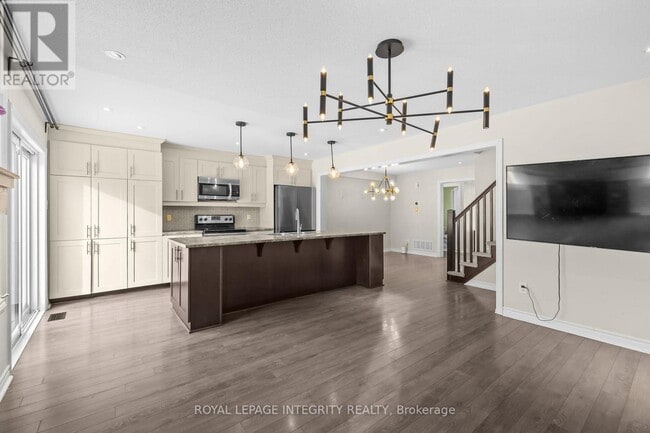 Building Photo - 2435 River Mist Rd