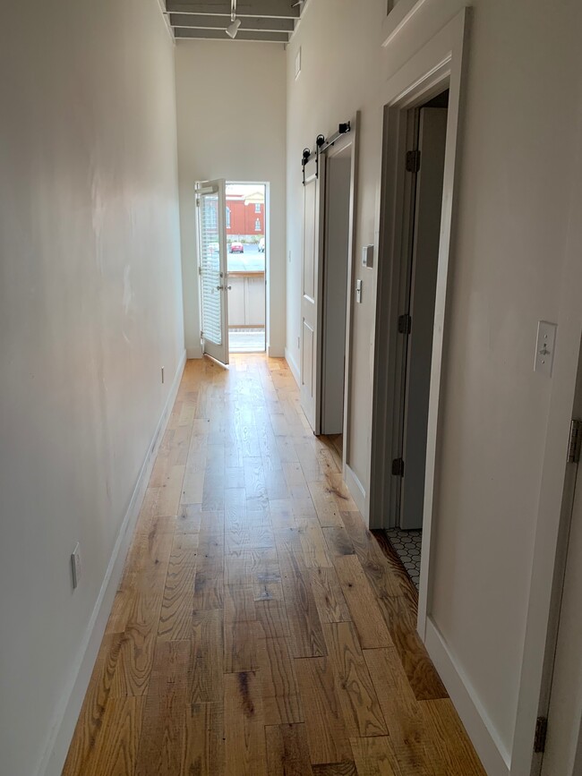 Hallway - 810 N Limestone