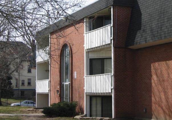 Building Photo - Northeast View Apartments