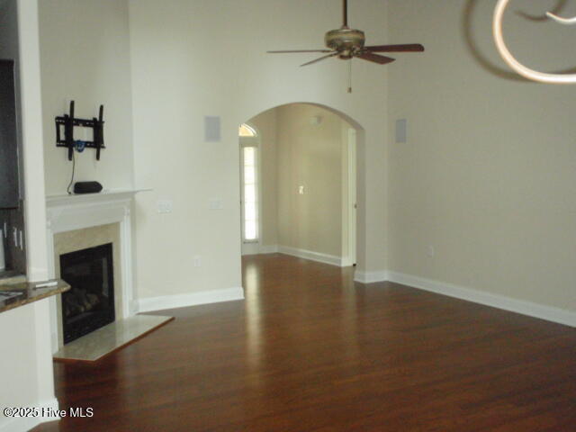Building Photo - 3742 Anslow Dr
