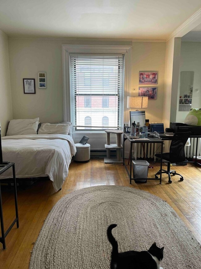 Building Photo - 27 Massachusetts Ave