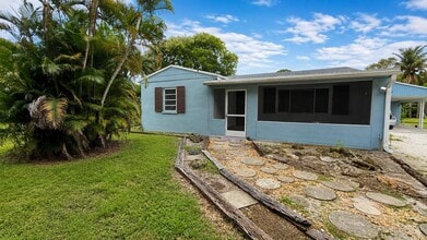 Building Photo - 4894 Cyprus Ln