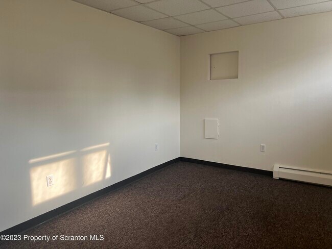 Foto del edificio - 913 S Webster Ave
