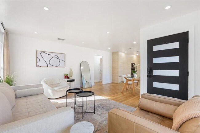 Foto del edificio - 1403 Palo Duro Rd