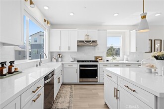 Building Photo - 27553 Sanctuary Ct