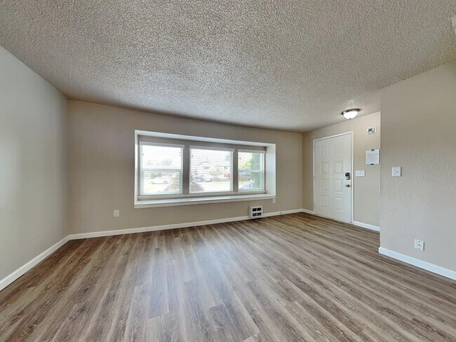 Foto del edificio - 4902 35th St NE