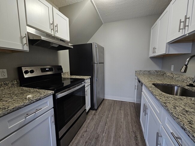 Foto del edificio - 50 Island View Pl