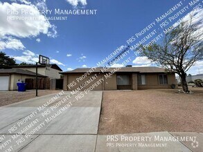 Building Photo - 3226 N Sycamore Pl