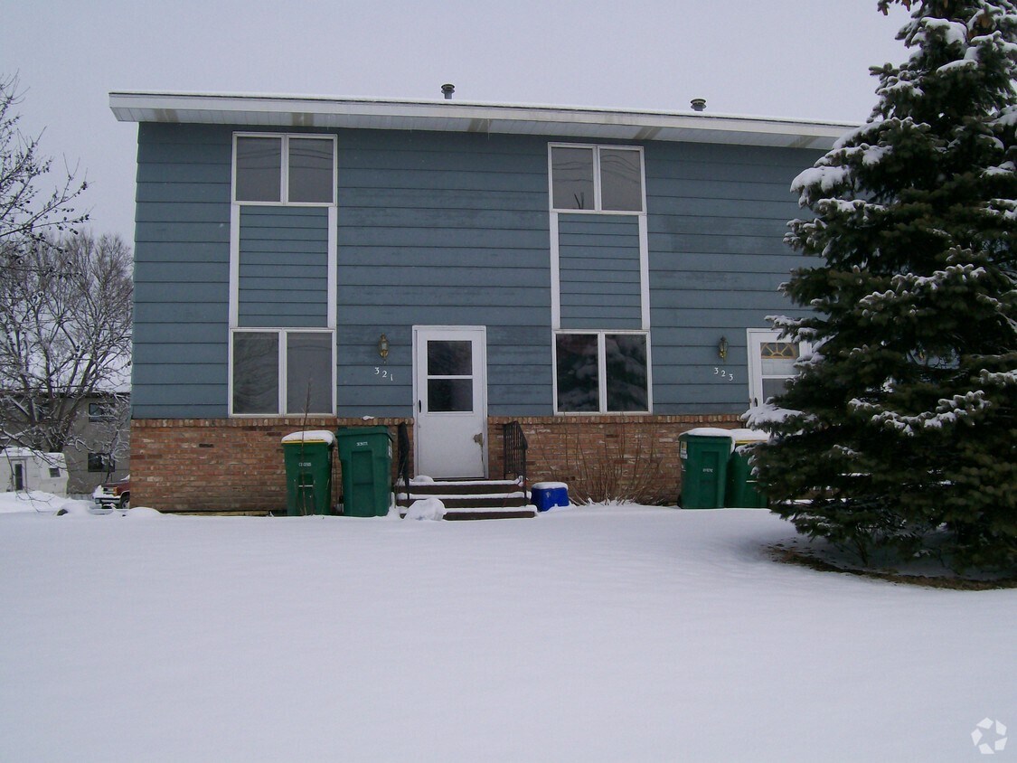 321333 9th St NE, Buffalo, MN 55313 Apartments in Buffalo, MN