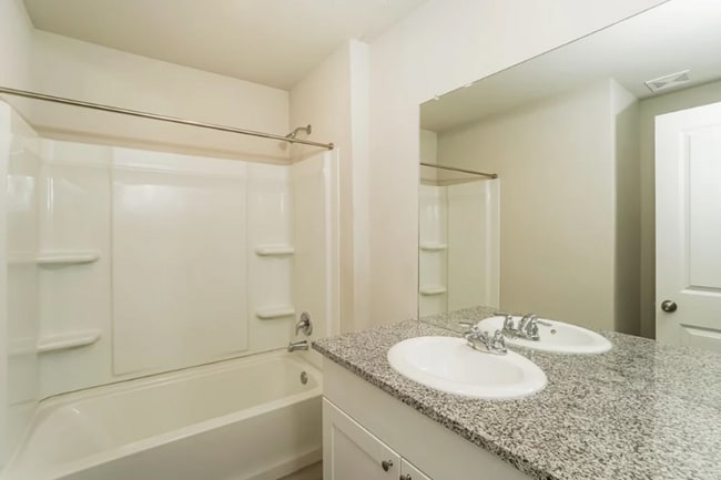 Building Photo - 7347 Plata Cir