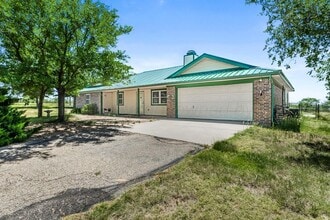Building Photo - 10401 Arlie Rd