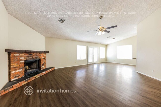 Building Photo - 3601 W Michelle Dr