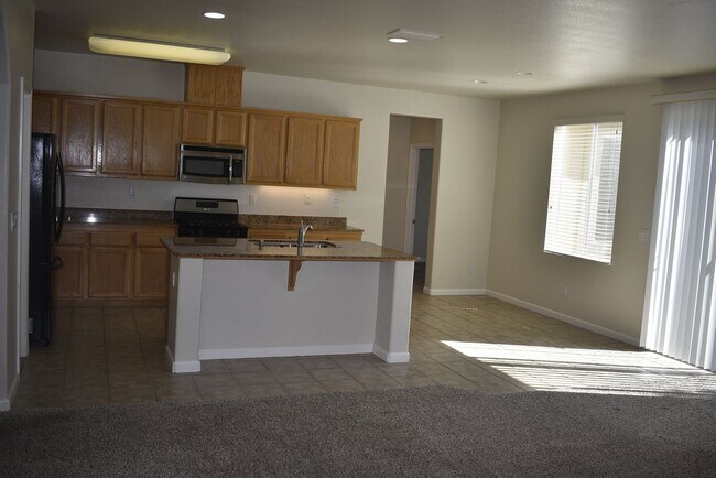 Foto del edificio - 6047 Ventura Way