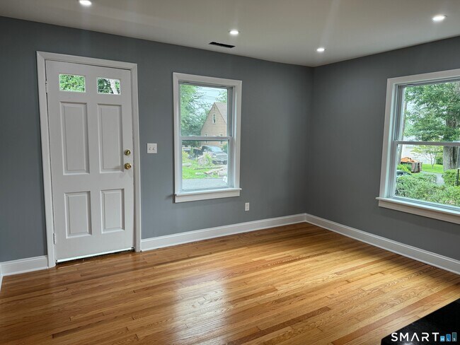 Foto del edificio - 11 Maple St