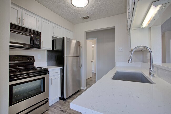 Foto del edificio - Summer Grove