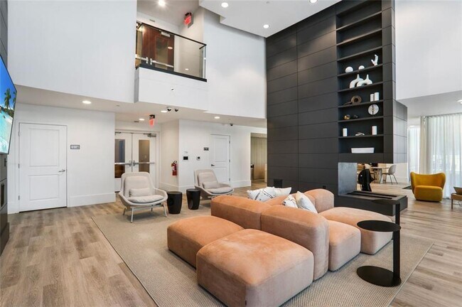 Foto del edificio - 3324 Peachtree Rd NE