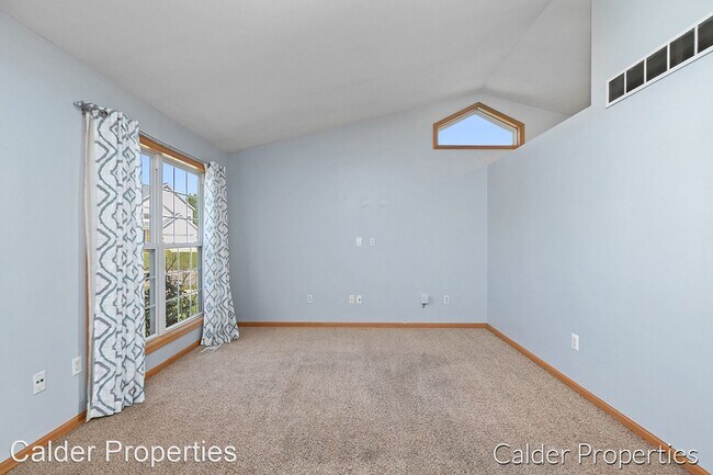 Building Photo - 4 br, 2 bath House - 5900 Eaglechase Dr