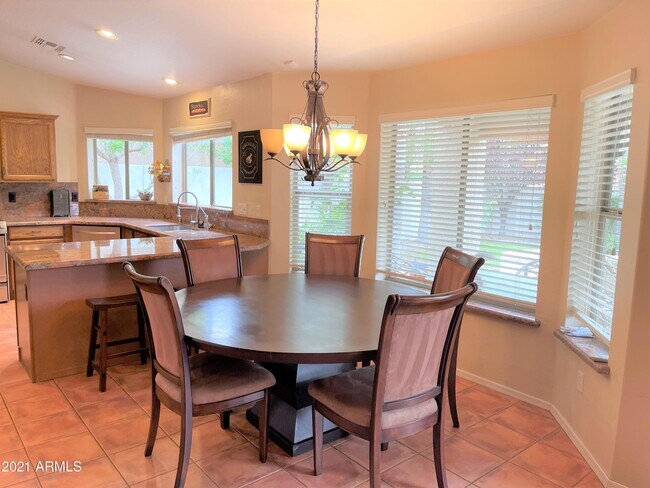 Foto del edificio - 26274 N 47th Pl