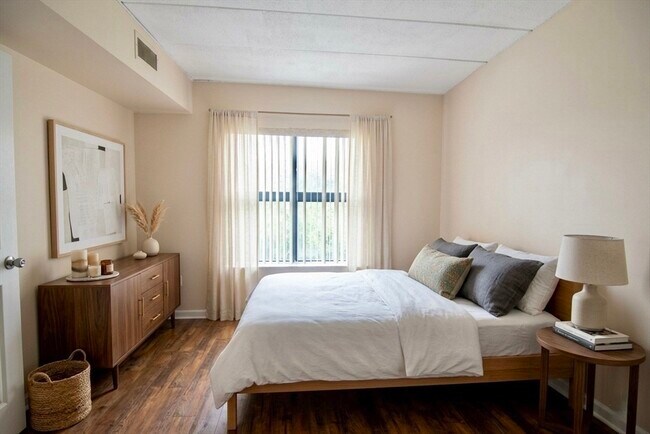 Foto del edificio - 170 Gore St