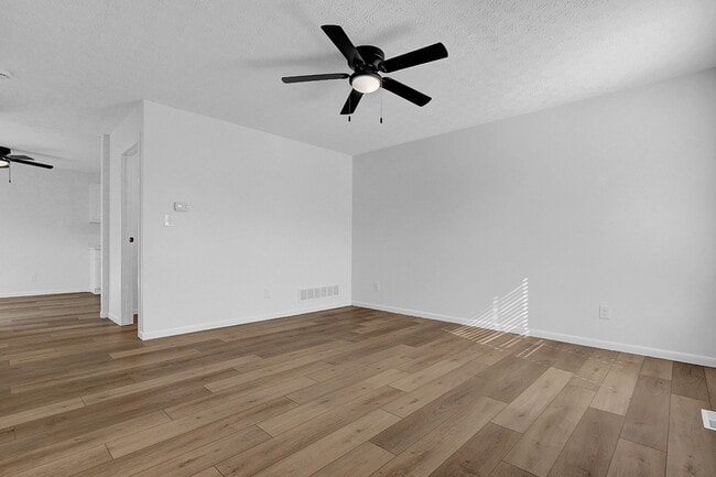 Foto del edificio - 4895 Drayton Rd