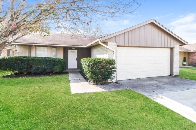 Building Photo - 5418 Quail Tree Ln