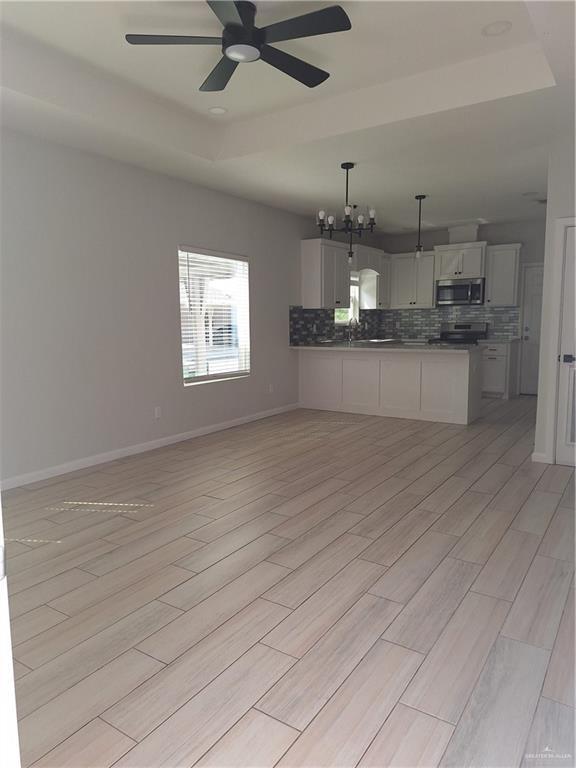 Foto del edificio - 10 N Clarence Ave