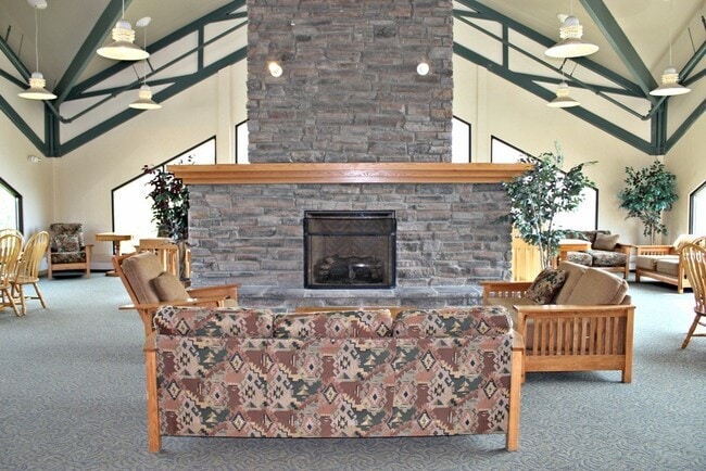 Building Photo - Quaint 1 Bedroom/1 Bath Unit in Wildernest...