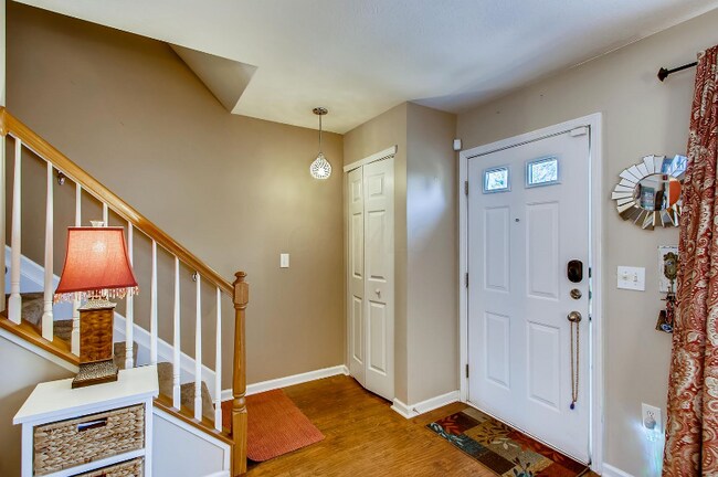 Building Photo - 6434 Walnut Fork Dr