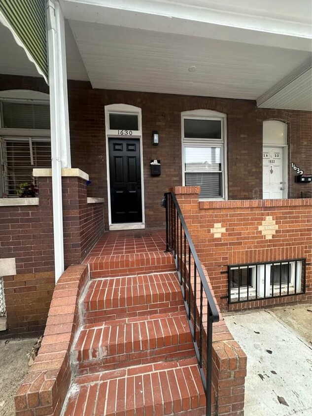 Foto principal - Cozy 3 Bedroom Home in East Baltimore