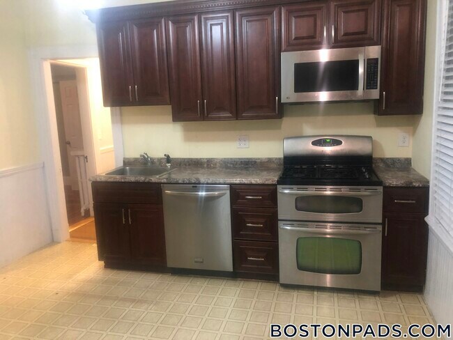 Foto del edificio - 65 Olcott St