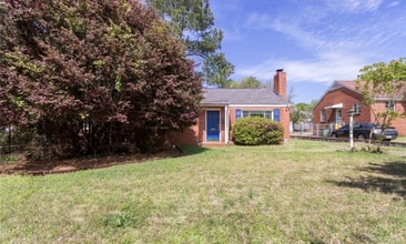 Building Photo - 2727 Pelzer Ave