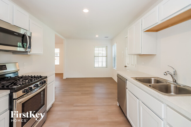 Building Photo - 17567 Rosewood Manor Ln