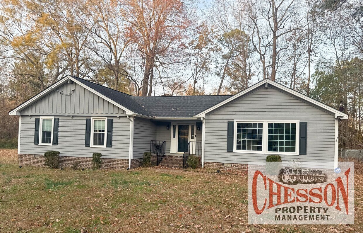 Foto principal - 510 Westwood Cir