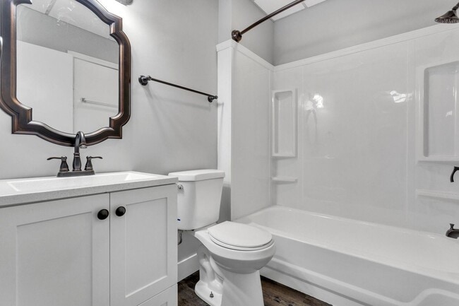 4 Bed 2 Bath - Newly updated Shadyside home - 4 Bed 2 Bath - Newly updated Shadyside home